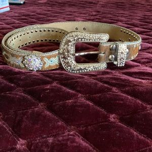 Beautiful studded western cowhide belt